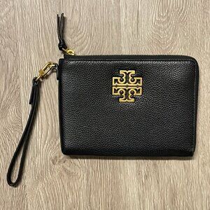 Tory Burch Britten Large Zip Pouch Wristlet Black